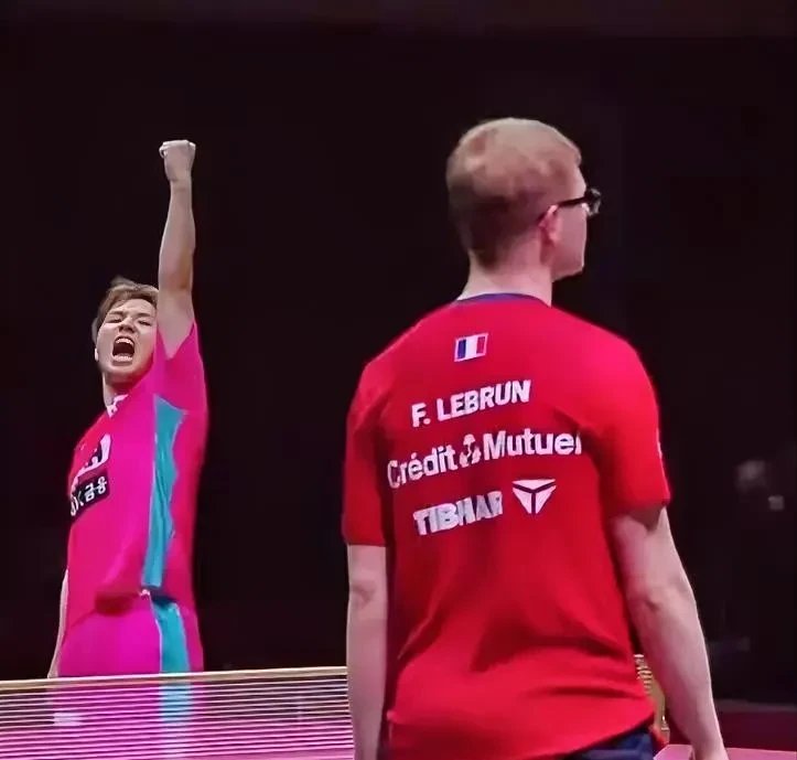 包含日本乒乓球队横扫英国乒乓球队，奥恰洛夫绝境逆转的词条