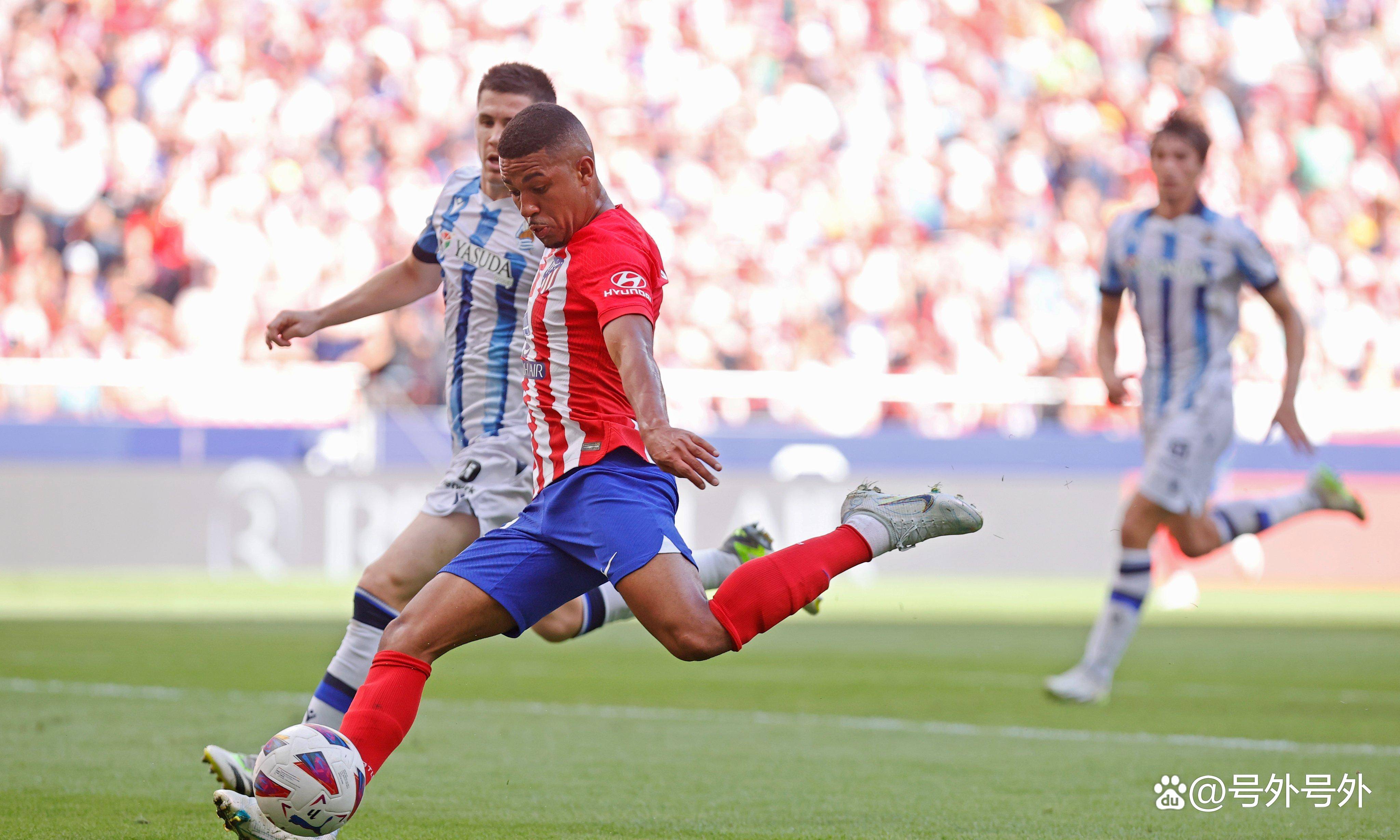 意大利绝杀克罗地亚,厄德高三分雨点燃全场 意大利绝杀克罗地亚,厄德高三分雨点燃全场