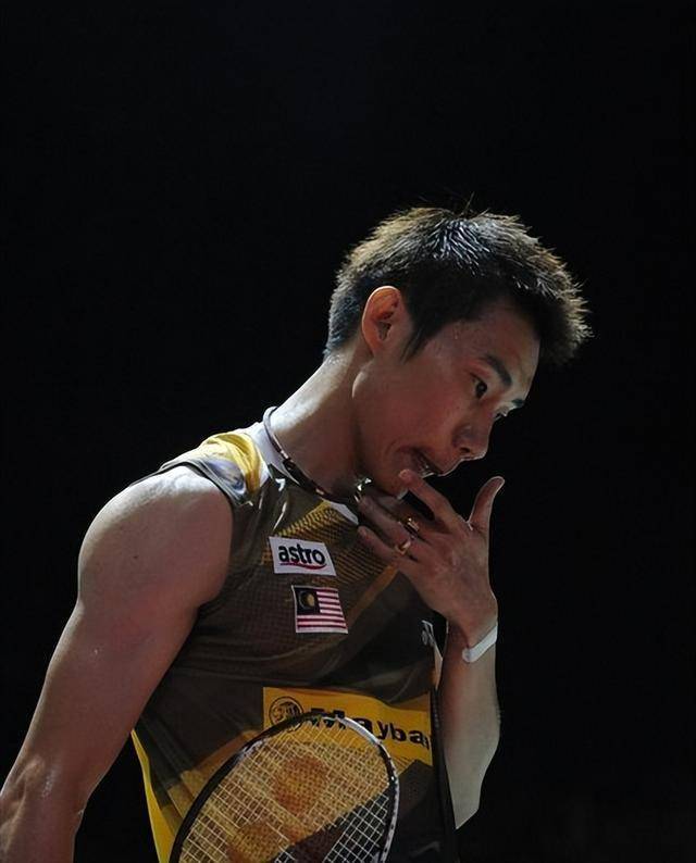 包含印度羽毛球队险胜日本羽毛球队，李宗伟统治全场的词条