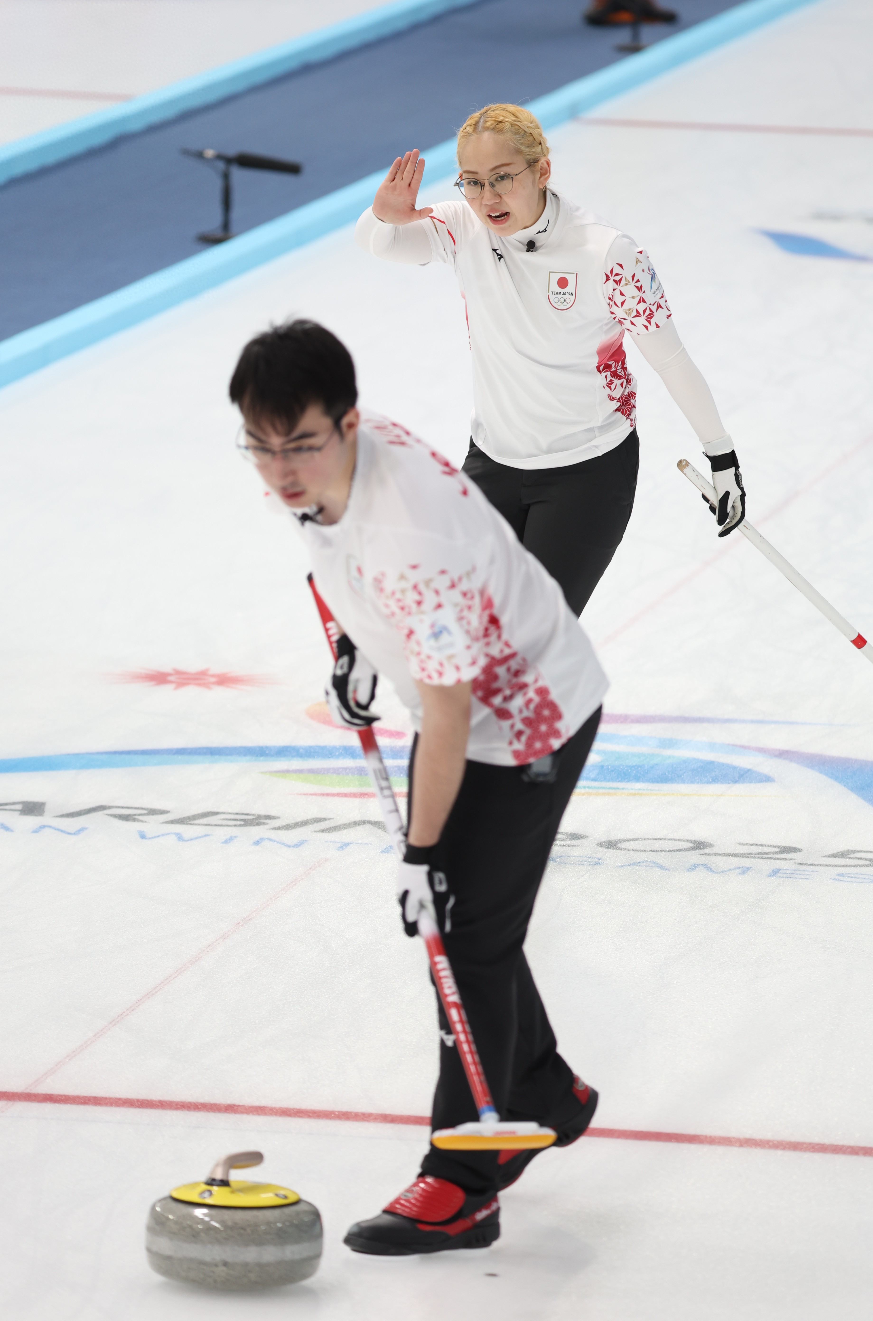 日本队完胜奥地利队，林高远点燃赛场