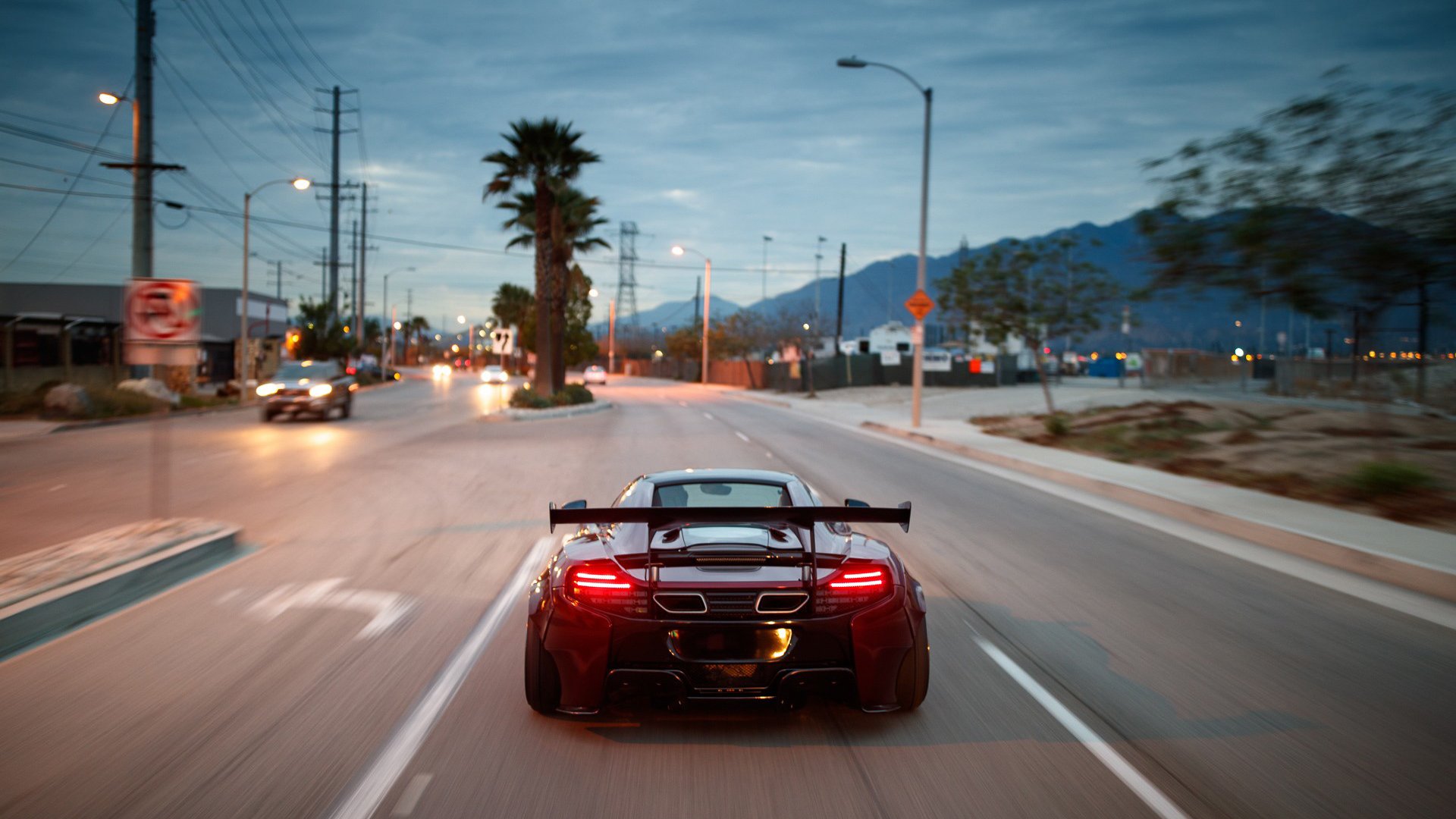 劳塔罗戴帽难救主，牙买加闪电战粉碎阿根廷