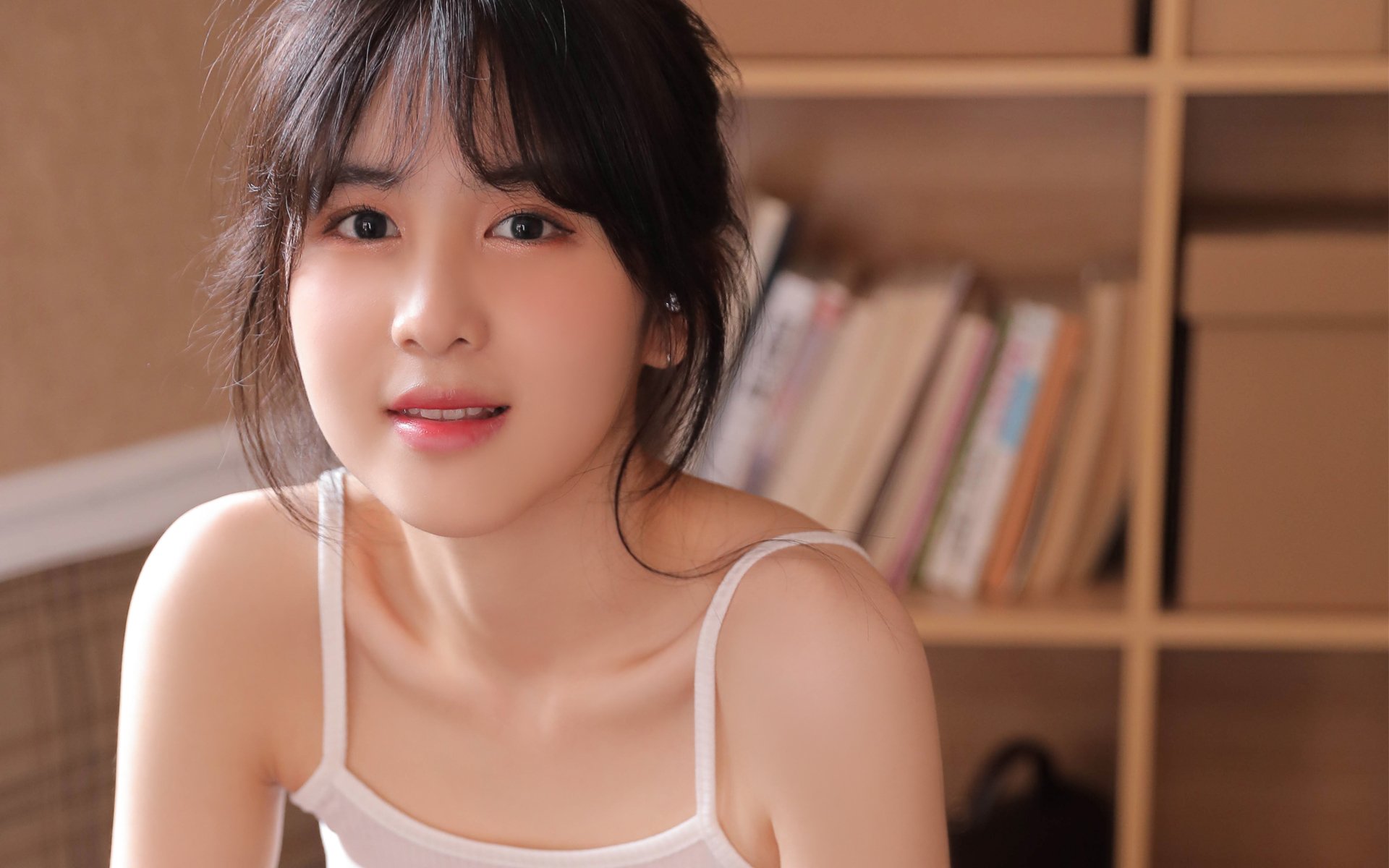 阴影中的王者,欧冠半决赛之夜,奥纳纳如何用双拳改写命运