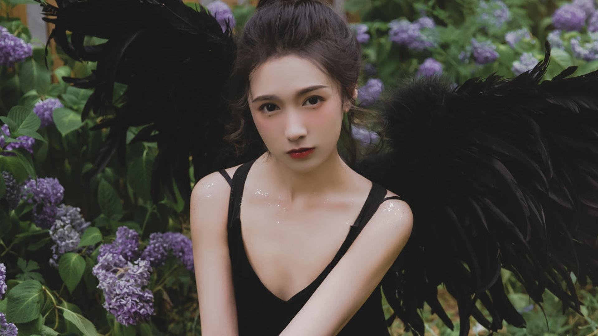 首先,扩展思维,拟定标题